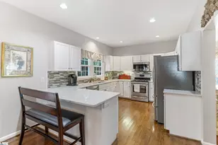 137 Timberleaf Dr, Duncan, SC 29334 - Photo 4