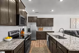 433 Yellow Fox Rd, Greer, SC 29650 - Photo 6