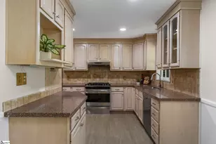 114 Gail Dr, Mauldin, SC 29662 - Photo 6