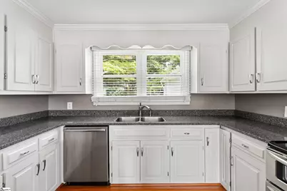 215 Legrand Boulevard, Greenville, SC 29607 - Photo 12