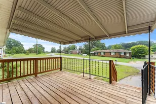 214 Crawford Cir, Spartanburg, SC 29301 - Photo 6