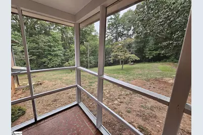 740 Kenmore Drive, Spartanburg, SC 29303 - Photo 16