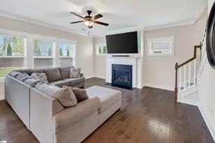 222 Delbourne Ln, Greer, SC 29651 - Photo 6
