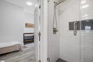 35 W 5th St, Greenville, SC 29611 - Photo 22