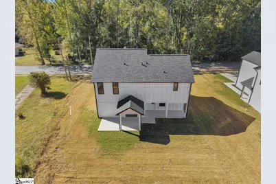 197 Eastbrook Drive, Woodruff, SC 29388 - Photo 2