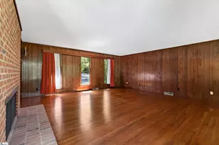215 Rutledge Lake Rd, Greenville, SC 29617 - Photo 8