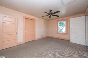 61 Orr St, Greenville, SC 29605 - Photo 14
