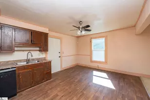 61 Orr St, Greenville, SC 29605 - Photo 18