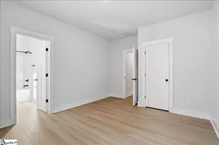 122 Mossend St, Woodruff, SC 29388 - Photo 16