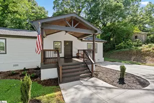 34 Pleasantdale Cir, Greenville, SC 29607 - Photo 2