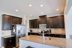 725 Ethridge Point, Boiling Springs, SC 29316 - Photo 4