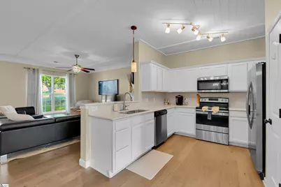 30 Joggins Drive, Simpsonville, SC 29681 - Photo 2
