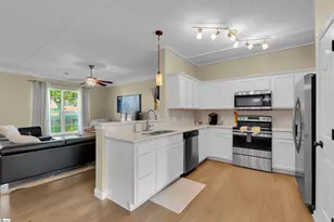 30 Joggins Dr, Simpsonville, SC 29681 - Photo 2