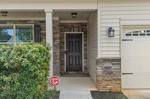511 Riverdale Rd, Simpsonville, SC 29680 - Photo 2