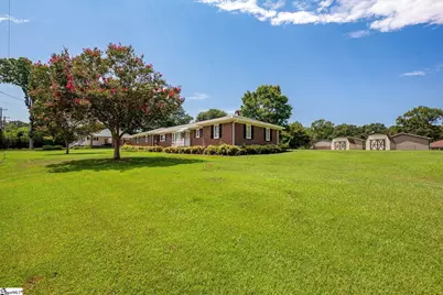107 Morgan Circle, Simpsonville, SC 29681 - Photo 4