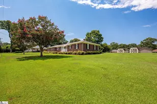 107 Morgan Cir, Simpsonville, SC 29681 - Photo 4