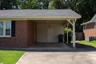 110 Avon Dr, Taylors, SC 29687 - Photo 4