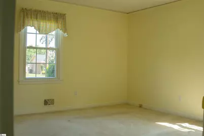 110 Avon Drive, Taylors, SC 29687 - Photo 12