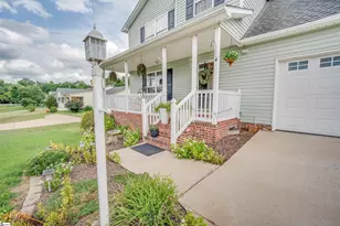 202 Shady Pines Way, Fountain Inn, SC 29644 - Photo 4