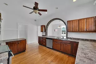 118 James St, Greenville, SC 29609 - Photo 14