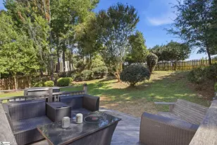 11 Shadowrock Ct, Simpsonville, SC 29687 - Photo 4