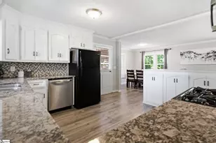 15 Holmsby Ln, Taylors, SC 29687 - Photo 26