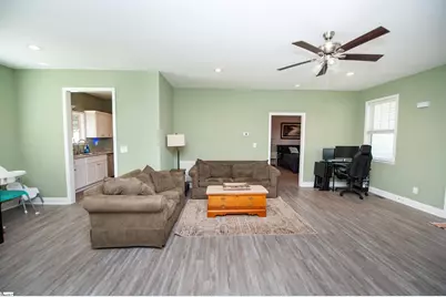 303 Saluda Street, Belton, SC 29627 - Photo 6