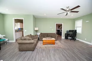 303 Saluda St, Belton, SC 29627 - Photo 6