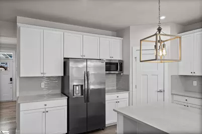 609 Vestrella Road, Greenville, SC 29605 - Photo 6