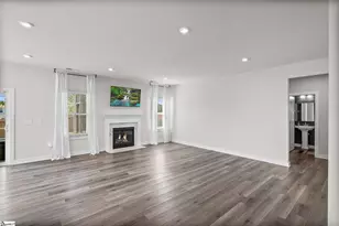 609 Vestrella Rd, Greenville, SC 29605 - Photo 8