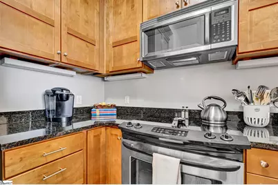 155 Riverplace #Unit 305, Greenville, SC 29601 - Photo 32