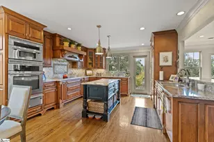 98 Woodvale Ave, Greenville, SC 29605 - Photo 12