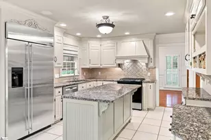 102 Treaty Point Dr, Fountain Inn, SC 29644 - Photo 4