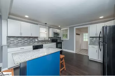 105 E Bearden Street, Greer, SC 29651 - Photo 8