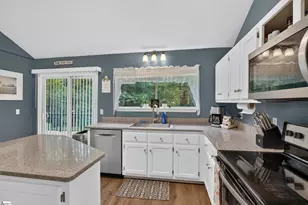 1509 Winding Way, Taylors, SC 29687 - Photo 10