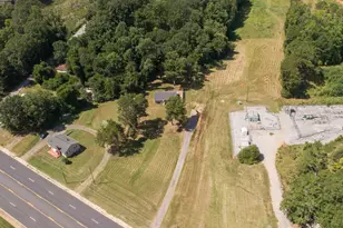 300 Cedar Springs Rd, Spartanburg, SC 29302 - Photo 36