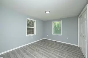 300 Cedar Springs Rd, Spartanburg, SC 29302 - Photo 20