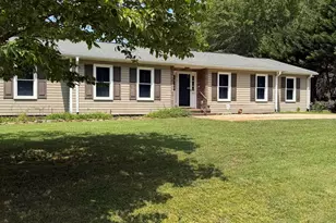 210 Tanner Rd, Taylors, SC 29687 - Photo 2