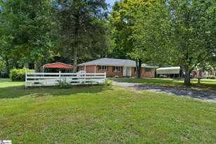 227 Belton Dr, Williamston, SC 29697 - Photo 2