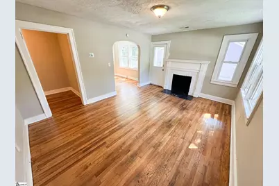 29 Skyland Drive, Greenville, SC 29607 - Photo 4