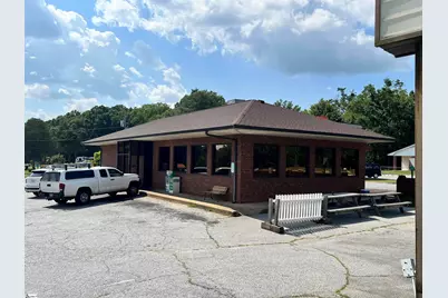 604 W. Greenwood Street, Abbeville, SC 29620 - Photo 2