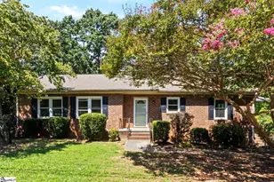 706 W Lee Rd, Taylors, SC 29687 - Photo 1