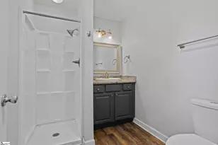 706 W Lee Rd, Taylors, SC 29687 - Photo 18