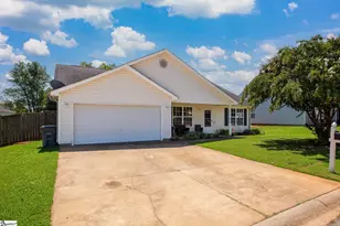 28 Picardy Dr, Greenville, SC 29605 - Photo 2