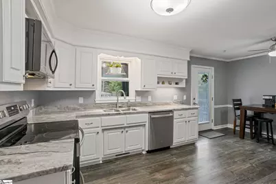 15 Morningdale Drive, Travelers Rest, SC 29690 - Photo 12