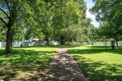 695 Main Street, Wellford, SC 29385 - Photo 44