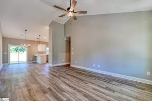 366 E Boundary Dr, Spartanburg, SC 29303 - Photo 4