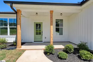 366 E Boundary Dr, Spartanburg, SC 29303 - Photo 2
