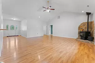 397 Lindsey Lake Rd, Travelers Rest, SC 29690 - Photo 10