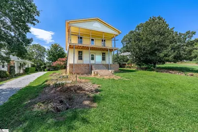 128 S Howard Avenue, Landrum, SC 29356 - Photo 2